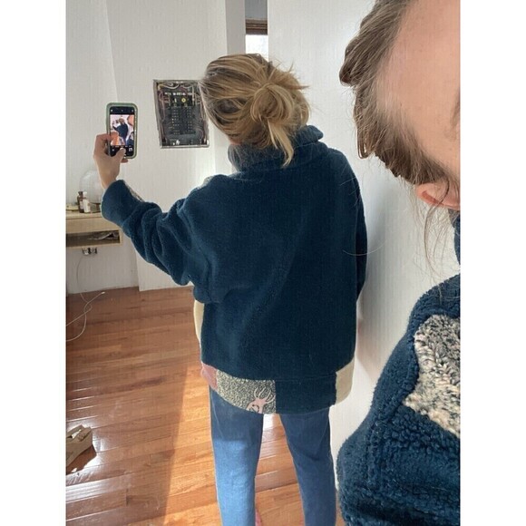 Vintage Danielle Nault Sherpa Octopus Sherpa Sweater Made in Canada Cabin Size L - Picture 2 of 7